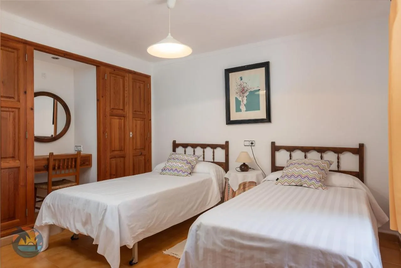 Finca L'Hort De Can Bota,Con Piscina Privada ポレンサ